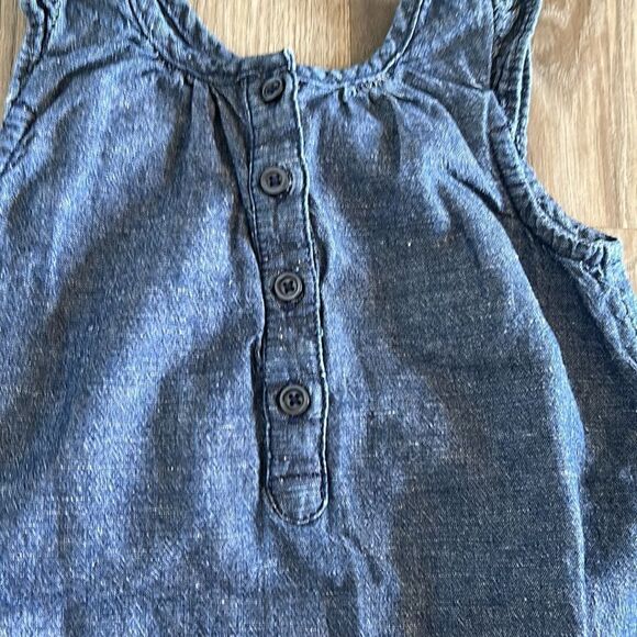 ((2 PIECE)) BABY GAP BABY GIRL 6-12 MONTH SUMMER OUTFITS PINK AND CHAMBRAY - Picture 7 of 9